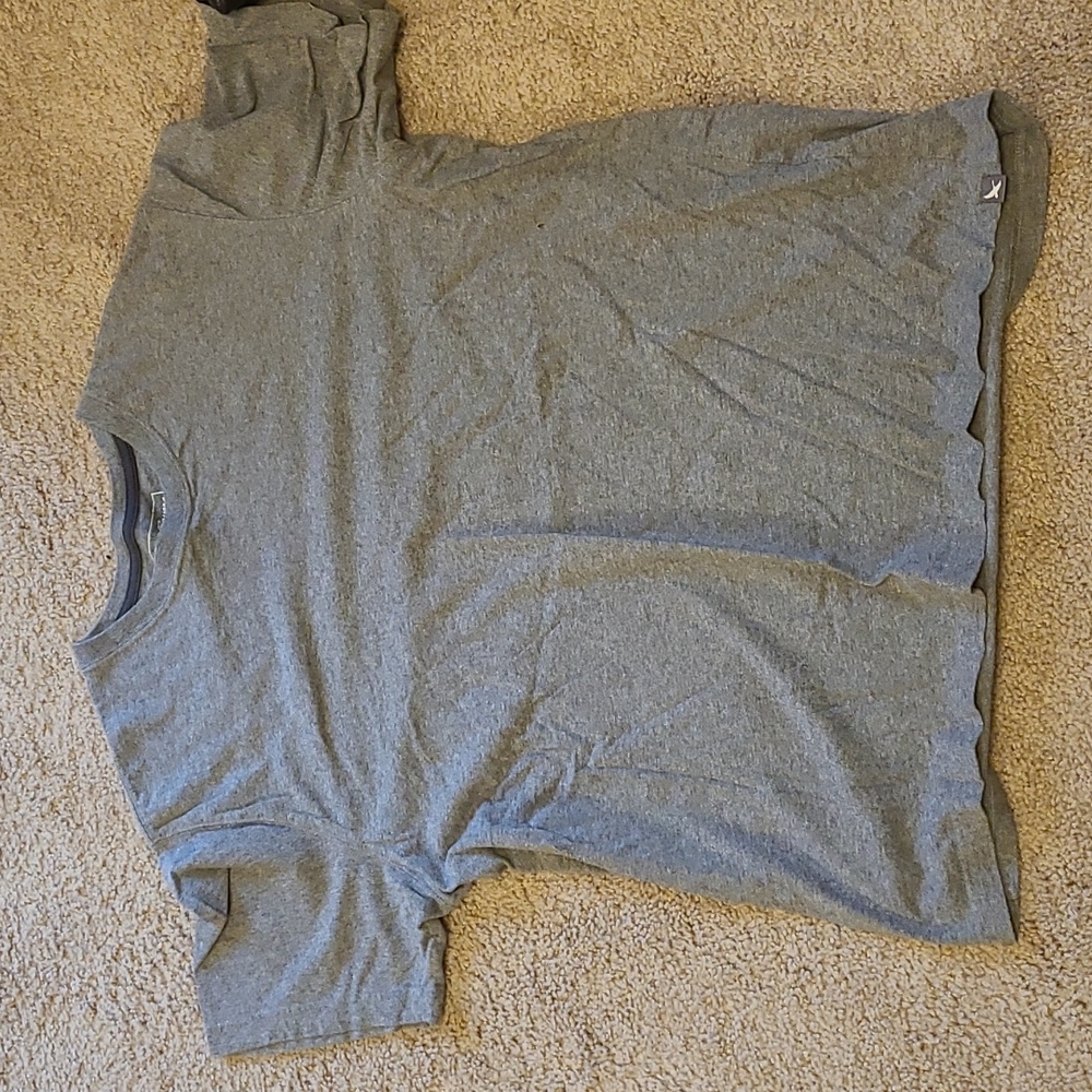 Mens gray t-shirt